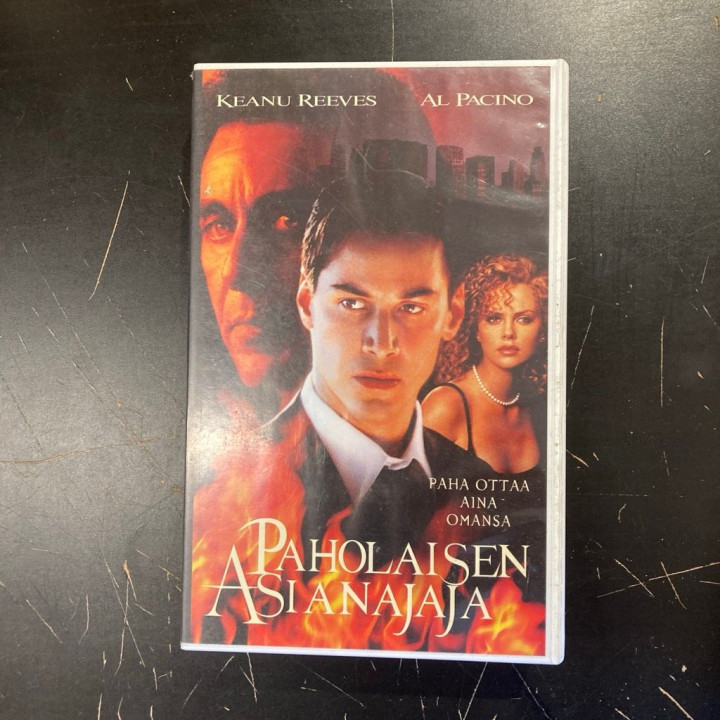 Paholaisen asianajaja VHS (VG+/VG+) -jännitys-